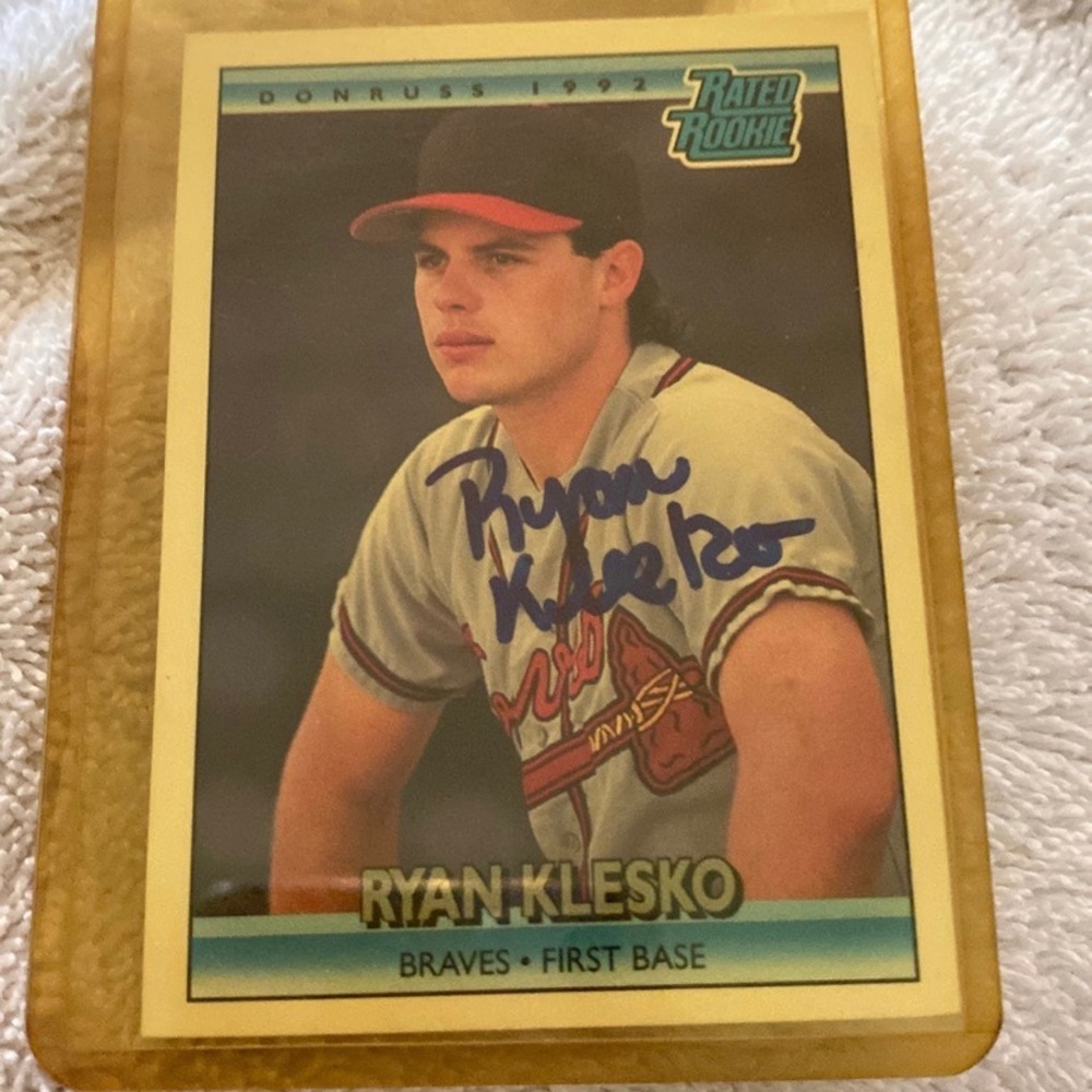 ryan klesko signed autographed baseball card mlb collectible